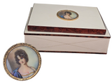 Antica scatola portagioie dipinto dama centrale bachelite cofanetto anni ‘40