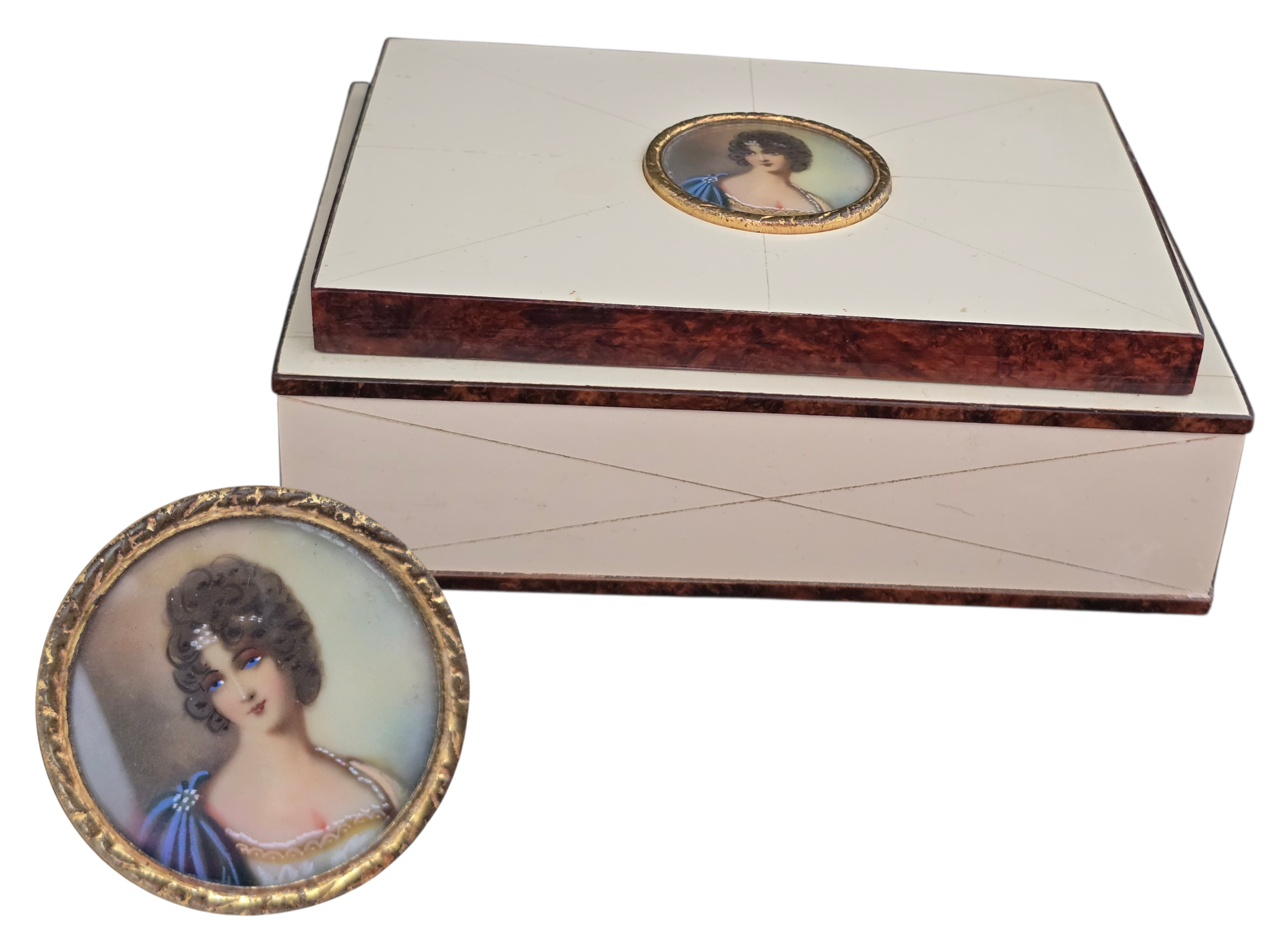 Antica scatola portagioie dipinto dama centrale bachelite cofanetto anni ‘40