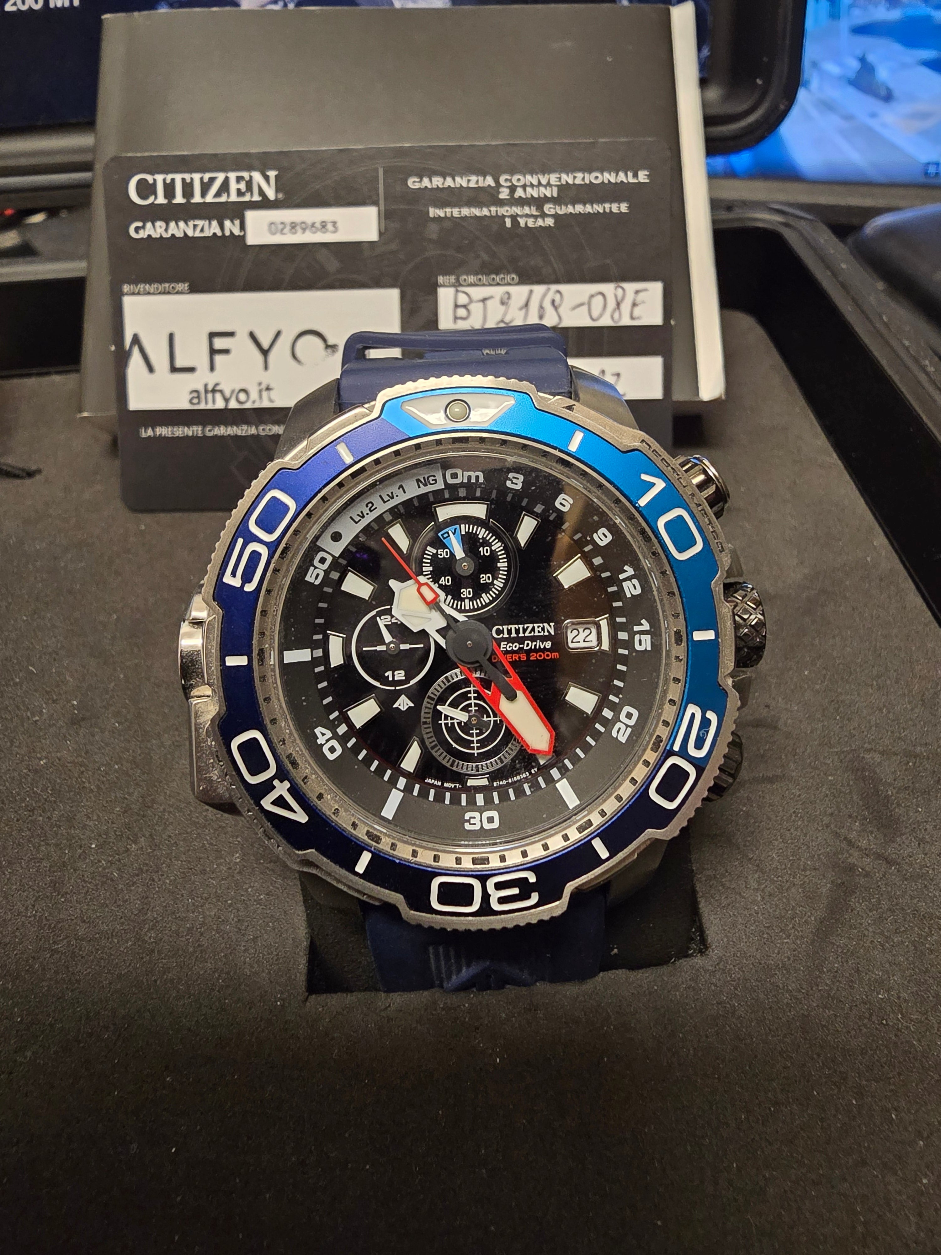 Citizen Men's Chronograph Eco-Drive orologio Promaster Marine BJ2169-08E usato