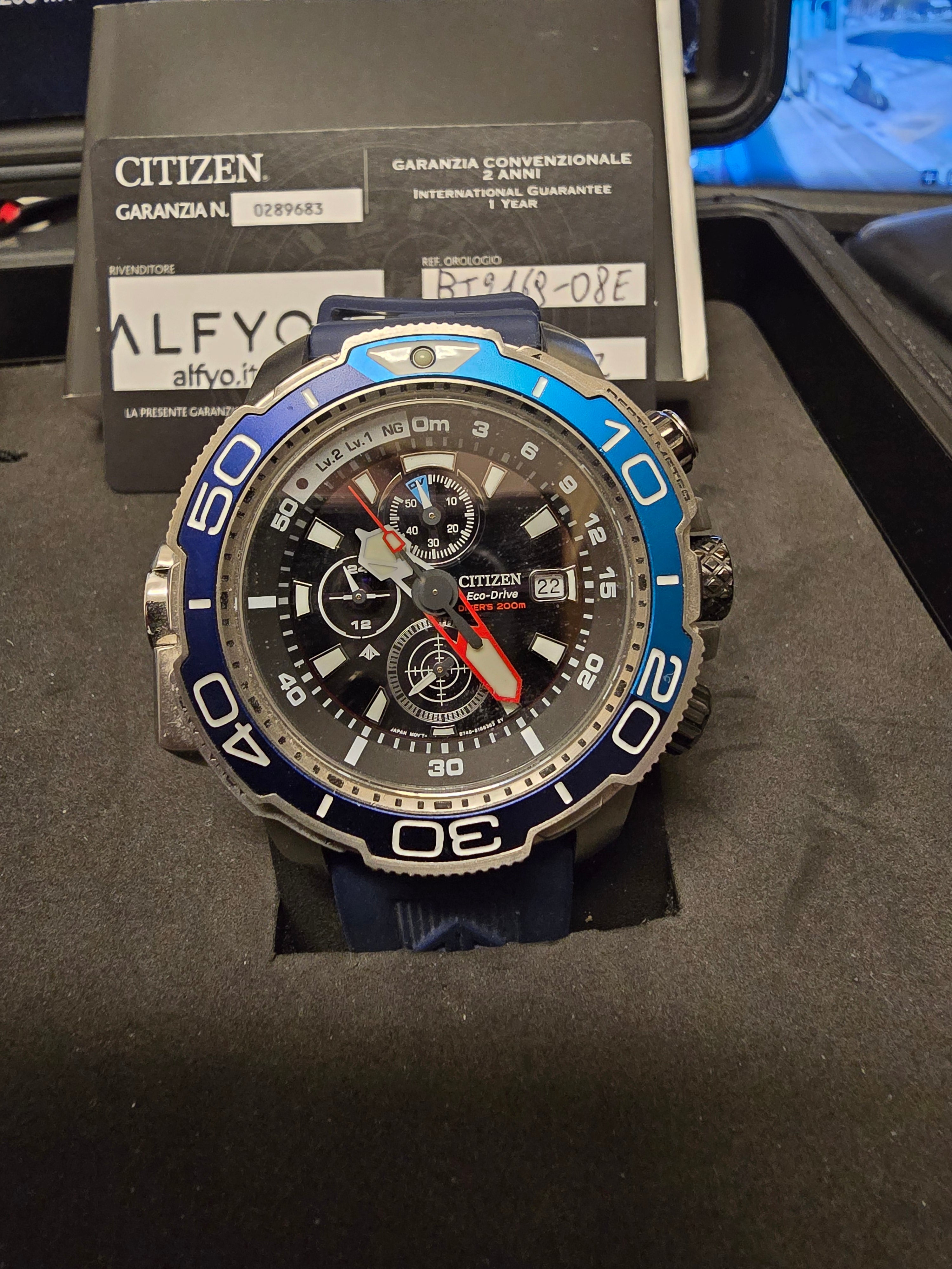 Citizen Men's Chronograph Eco-Drive orologio Promaster Marine BJ2169-08E usato
